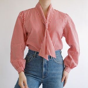 VTG 70s red & white houndstooth long sleeve blouse